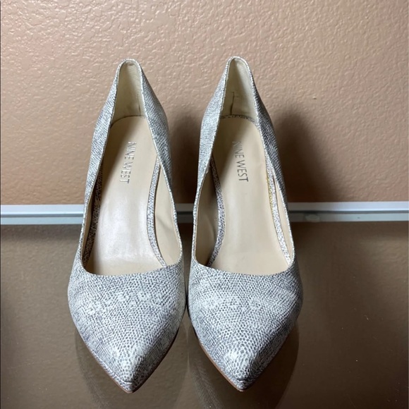 Reptile Snake Print Heels - Picture 2 of 3